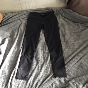 Small Victoria’s Secret Sport Grey Leggings